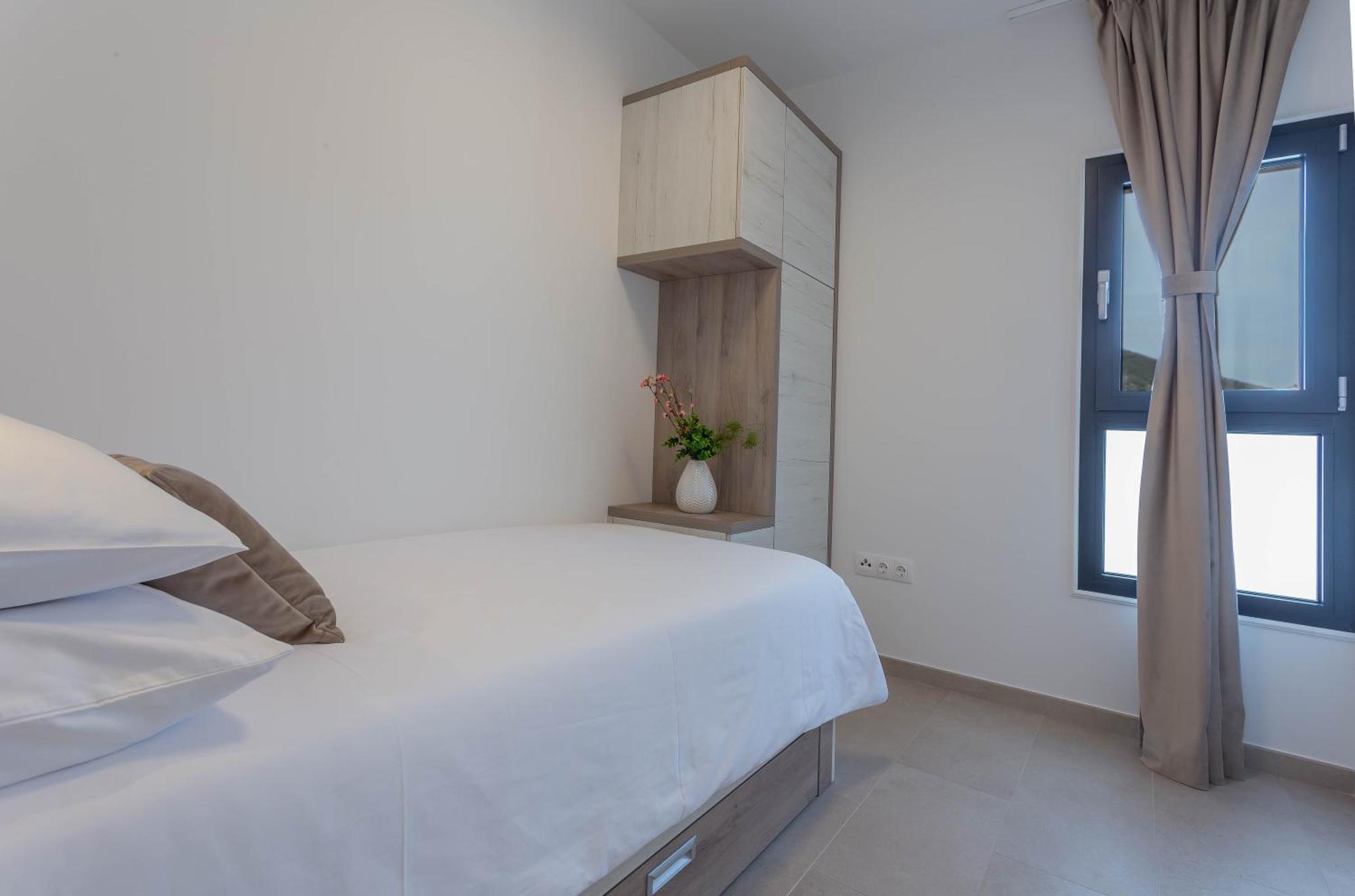 Grey House Apartment Bol Bagian luar foto